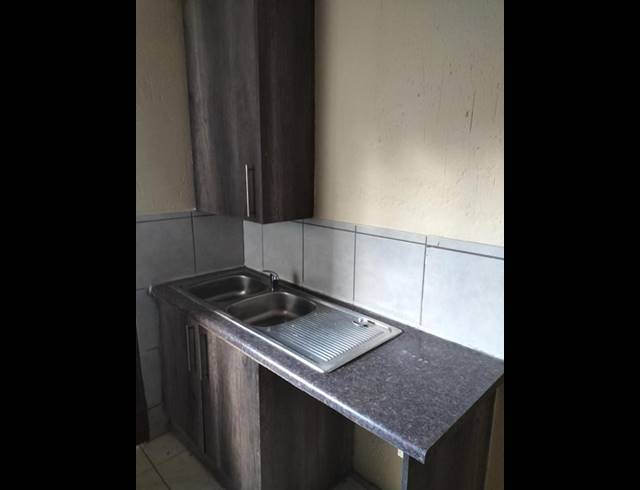 2 BEDROOM PROPERTY TO RENT IN ELSPARK